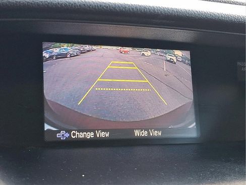 Used 2015 Honda CR-V LX image 17