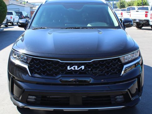 Used 2023 Kia Sorento EX image 8