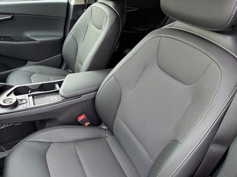 New 2025 Kia EV6 Light w/ Light LR Technology Package image 11