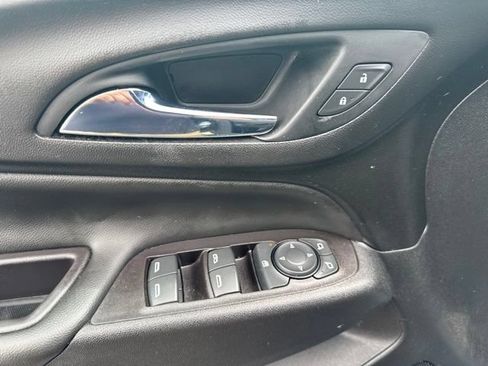 Used 2021 Chevrolet Equinox LT AWD/4WD image 11