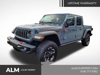 New 2025 Jeep Gladiator Rubicon w/ Safety Group AWD/4WD video 1