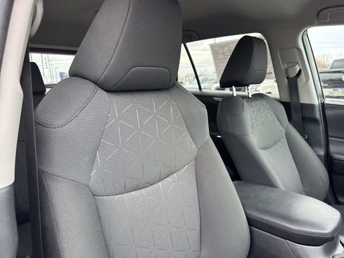 Used 2024 Toyota RAV4 XLE image 22