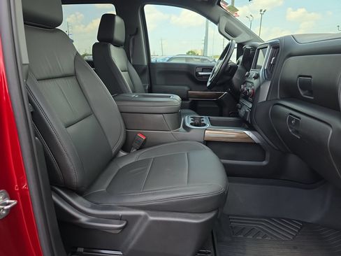 Used 2021 Chevrolet Silverado 1500 LT Trail Boss w/ Convenience Package II AWD/4WD image 16