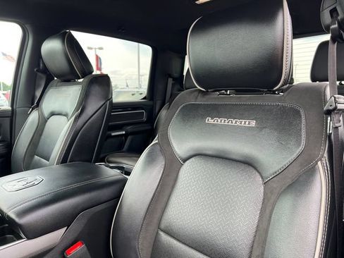 Used 2020 RAM 1500 Laramie w/ Sport Appearance Package AWD/4WD image 23
