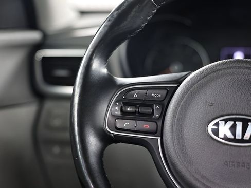 Used 2016 Kia Optima EX w/ Option Group 040 image 34