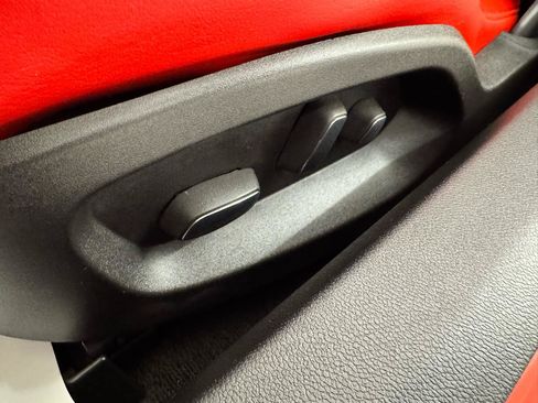 Used 2014 Chevrolet Corvette Stingray Convertible w/ 2LT Preferred Equipment Group RWD image 25