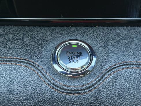 Used 2020 Lincoln Navigator Reserve AWD/4WD image 7