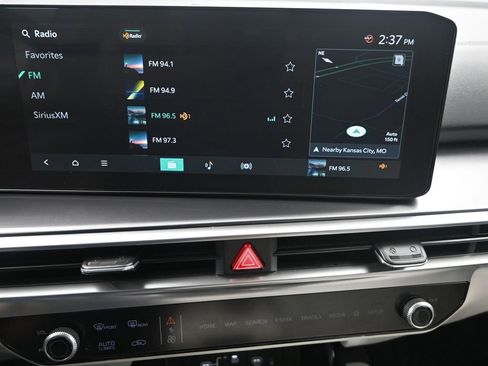 New 2025 Kia Sorento S w/ Panoramic Sunroof Package FWD image 12