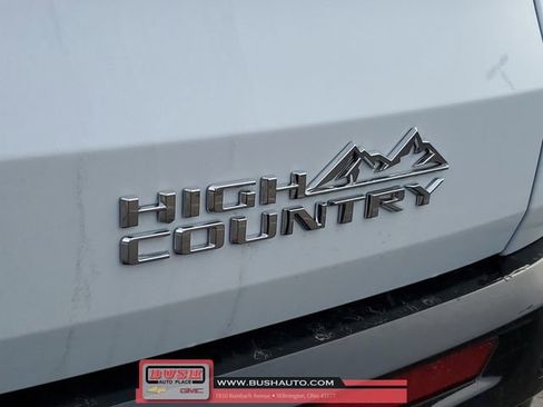 New 2026 Chevrolet Traverse High Country w/ LPO, Floor Liner Package image 7