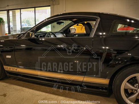 Used 2006 Ford Mustang GT Premium RWD image 35