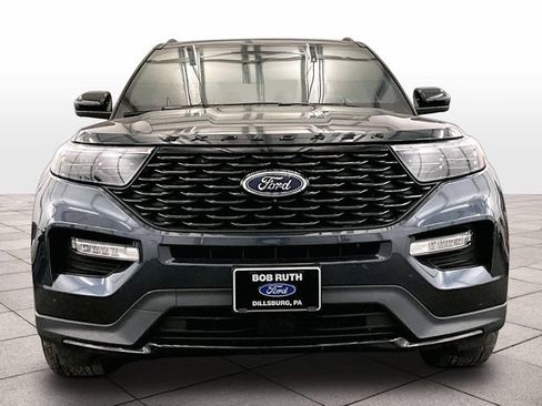 Certified 2022 Ford Explorer ST-Line AWD/4WD image 3