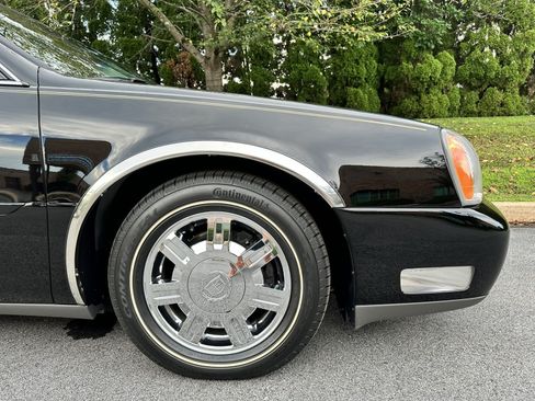 Used 2005 Cadillac De Ville w/ Limited Edition Package FWD image 67