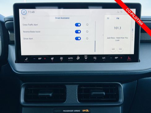 New 2026 Ford Maverick Lariat w/ Black Appearance Package image 12