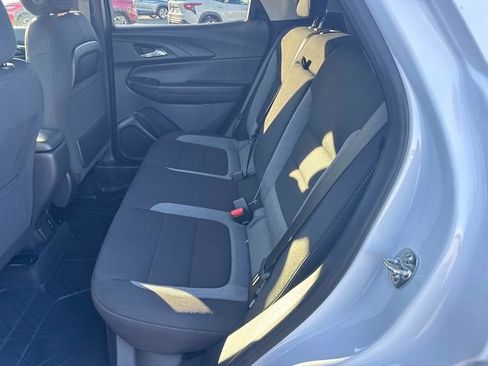 New 2026 Chevrolet TrailBlazer LT w/ Convenience Package FWD image 16