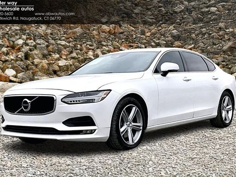 Used 2018 Volvo S90 T5 Momentum w/ Protection Package Premier image 1