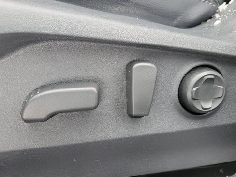 Used 2025 Subaru Outback Touring XT image 19