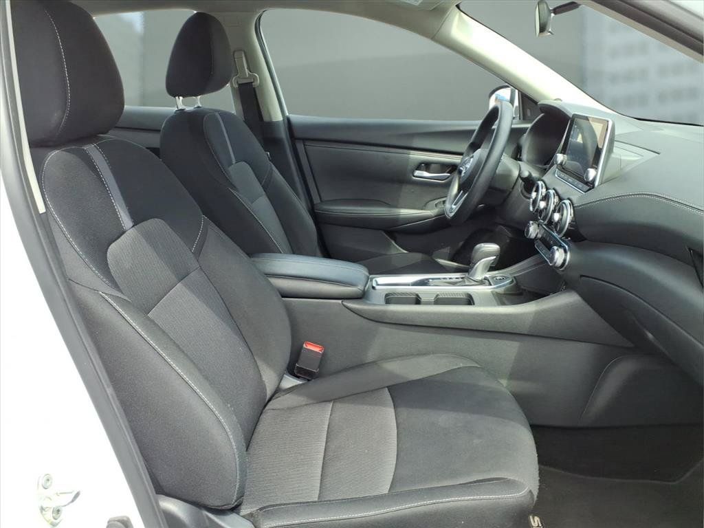 Used 2025 Nissan Sentra SV FWD image 19