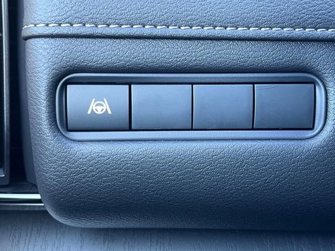 New 2026 Nissan Armada SV image 12