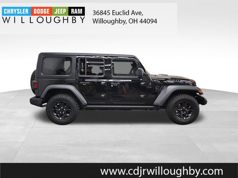 Used 2023 Jeep Wrangler Unlimited Sport AWD/4WD image 4