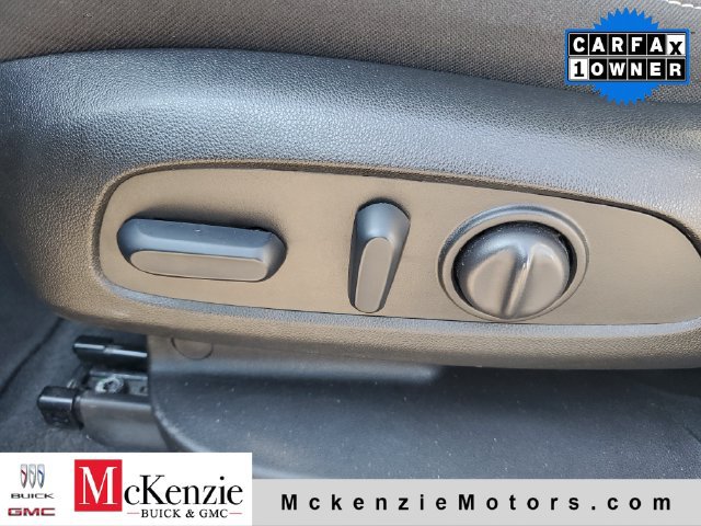 Used 2025 Chevrolet Blazer LT FWD image 7
