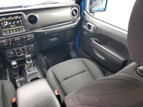 Used 2022 Jeep Gladiator Willys image 12