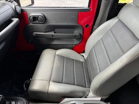 Used 2009 Jeep Wrangler X AWD/4WD image 14