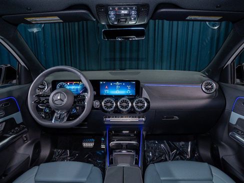New 2026 Mercedes-Benz GLA 35 AMG 4MATIC image 14