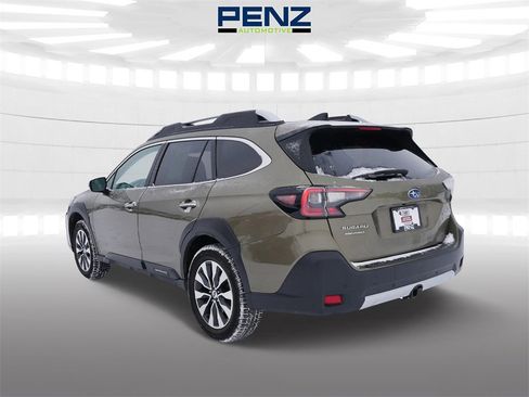 Used 2023 Subaru Outback Touring image 5
