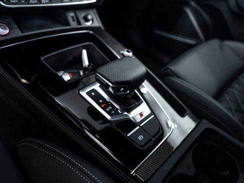 Certified 2025 Audi SQ5 Premium Plus w/ Premium Plus Package image 12