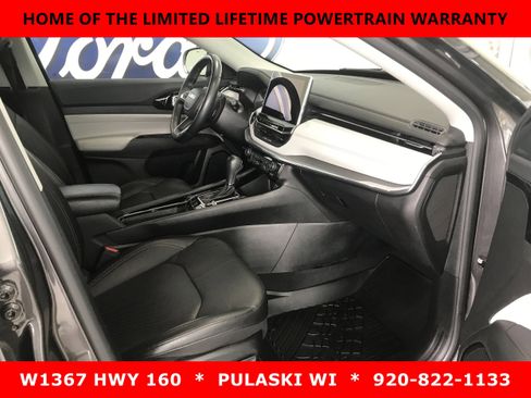 Used 2022 Jeep Compass Limited AWD/4WD image 4