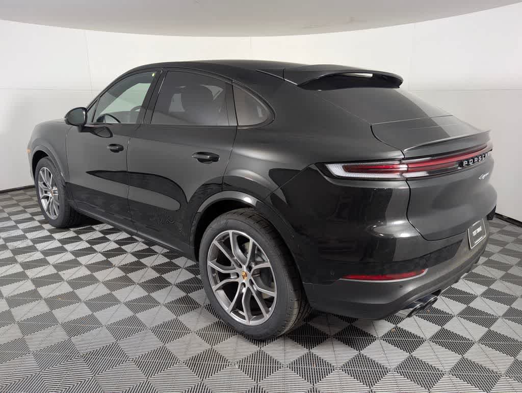 Used 2026 Porsche Cayenne Coupe AWD/4WD image 3