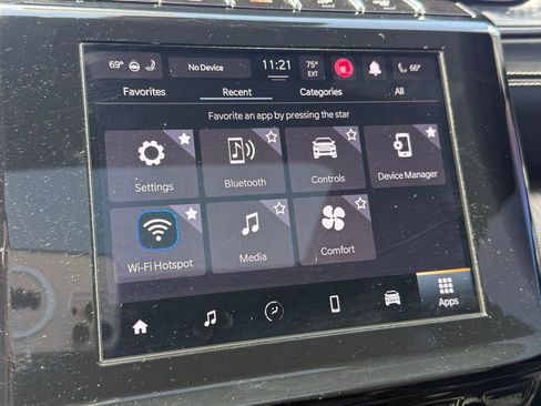 Used 2023 Jeep Grand Cherokee L Laredo RWD image 18