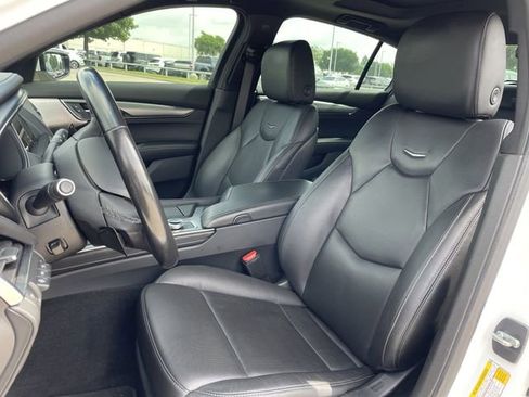 Used 2022 Cadillac CT5 Premium Luxury RWD image 26