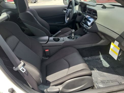 New 2026 Nissan Z Sport w/ Floor Mat Package RWD image 10