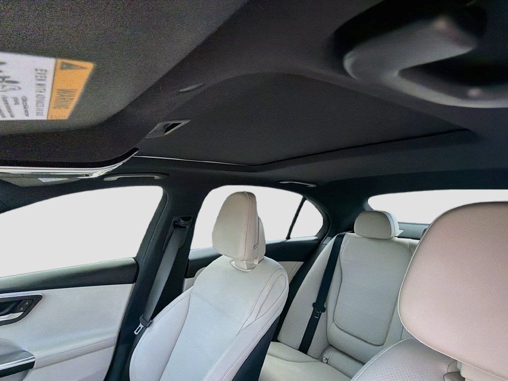 Used 2022 Mercedes-Benz C 300 Sedan image 27