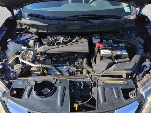 Used 2017 Nissan Rogue S image 23