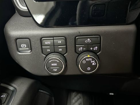 New 2026 Chevrolet Silverado 1500 LT w/ All Star Edition Plus image 17