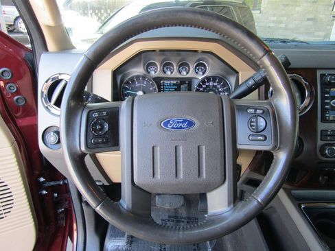 Used 2012 Ford F250 Lariat w/ Chrome Pkg image 13