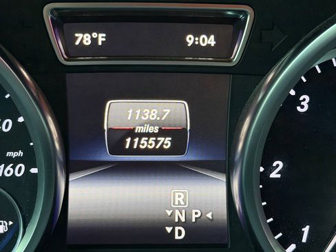 Used 2014 Mercedes-Benz GL 350 BlueTEC 4MATIC image 33