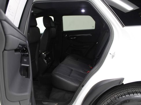 Used 2023 Land Rover Range Rover Evoque R-Dynamic S image 37