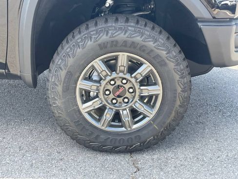 Used 2026 GMC Sierra 1500 AT4X AWD/4WD image 34