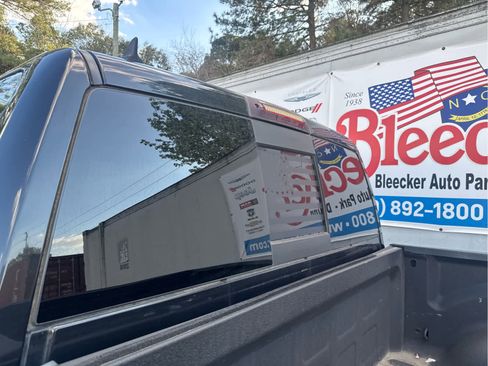 Used 2018 RAM 1500 Laramie image 21