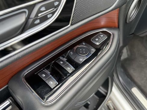 Used 2021 Lincoln Navigator L Reserve image 32