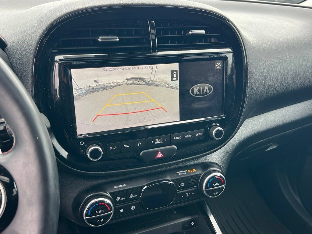 Used 2021 Kia Soul Turbo FWD image 22
