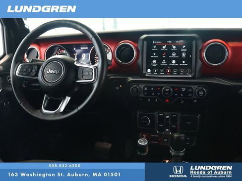 Used 2018 Jeep Wrangler Unlimited Rubicon image 4