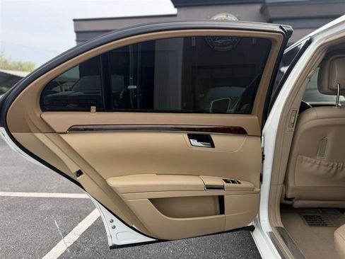 Used 2010 Mercedes-Benz S 550 image 38
