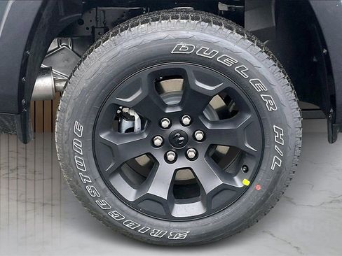 New 2026 RAM 1500 4x4 Crew Cab image 35