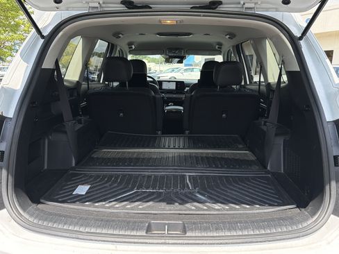 Used 2023 Kia Telluride S AWD/4WD image 25