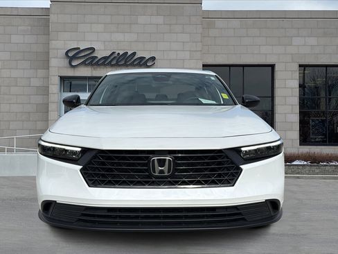 Used 2024 Honda Accord Sport image 7