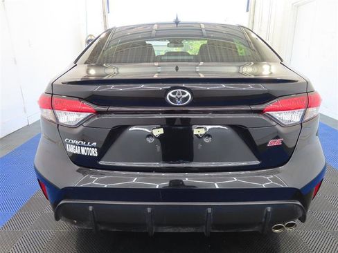 Used 2025 Toyota Corolla SE FWD image 9